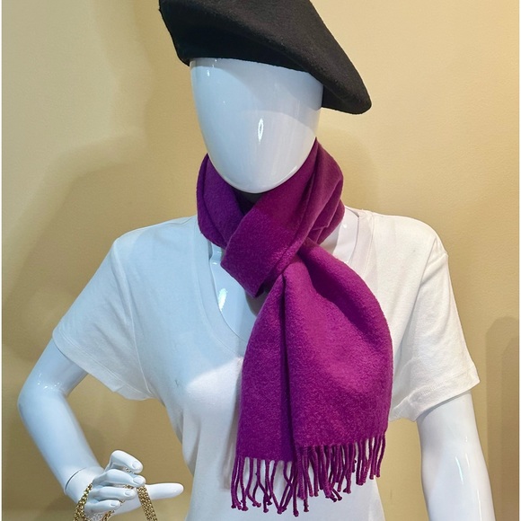 2019 Coach Fuchsia Cashmere Blend Fringe Muffler Scarf